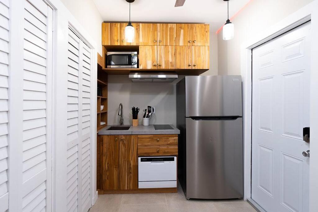 Elegant Miami Apartment East Little Havana / Free Parking Exterior photo