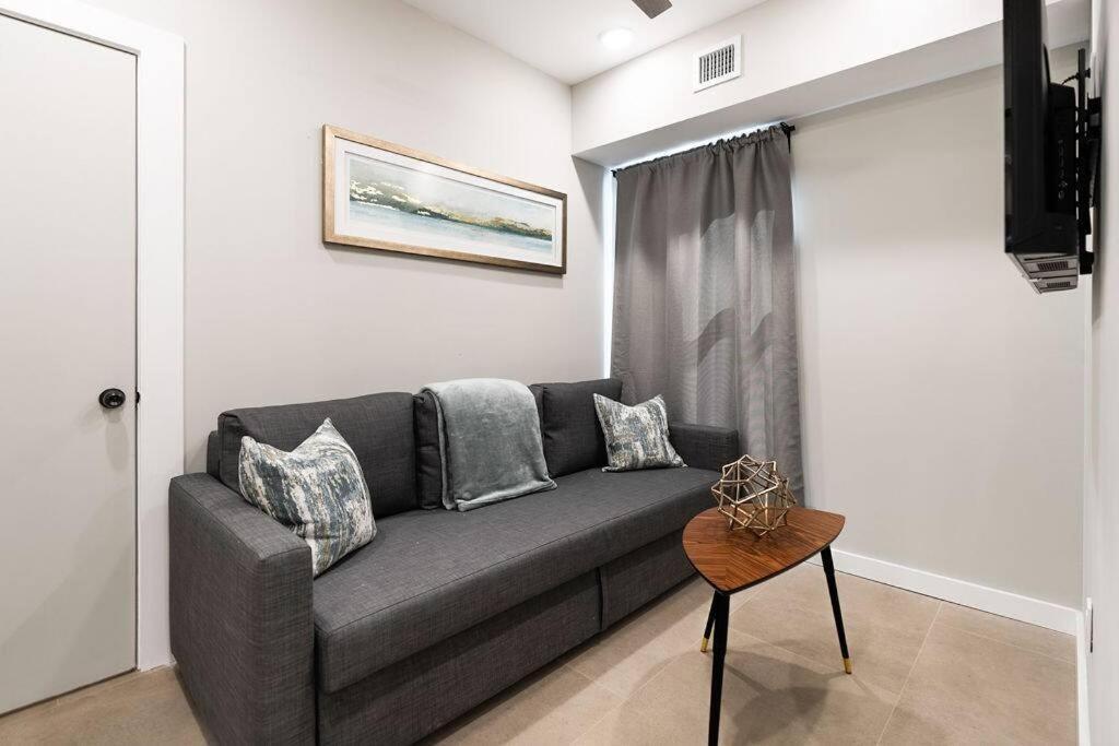 Elegant Miami Apartment East Little Havana / Free Parking Exterior photo